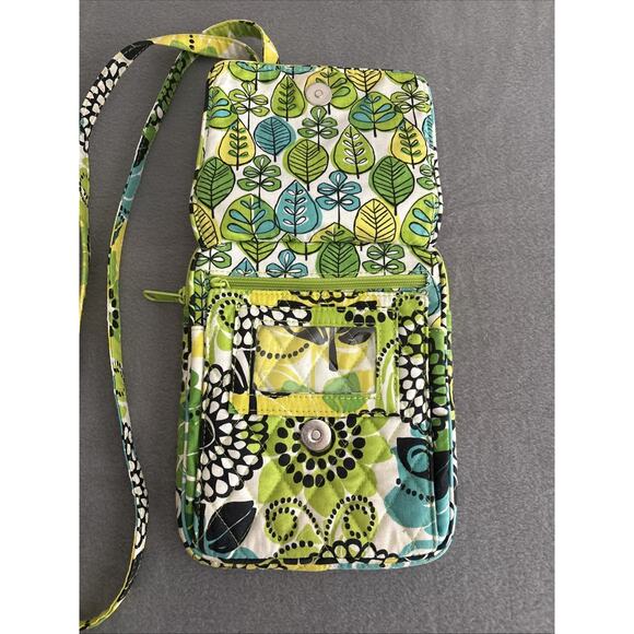 Vera Bradley Small Crossbody Purse Limes Up Green Floral Pattern - Picture 3 of 5